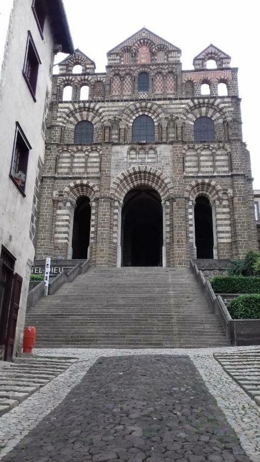 Le Petit Dyke Apartment Le Puy-en-Velay ภายนอก รูปภาพ