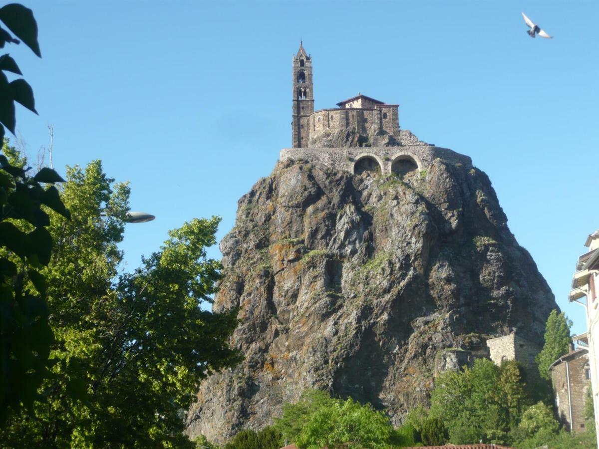 Le Petit Dyke Apartment Le Puy-en-Velay ภายนอก รูปภาพ